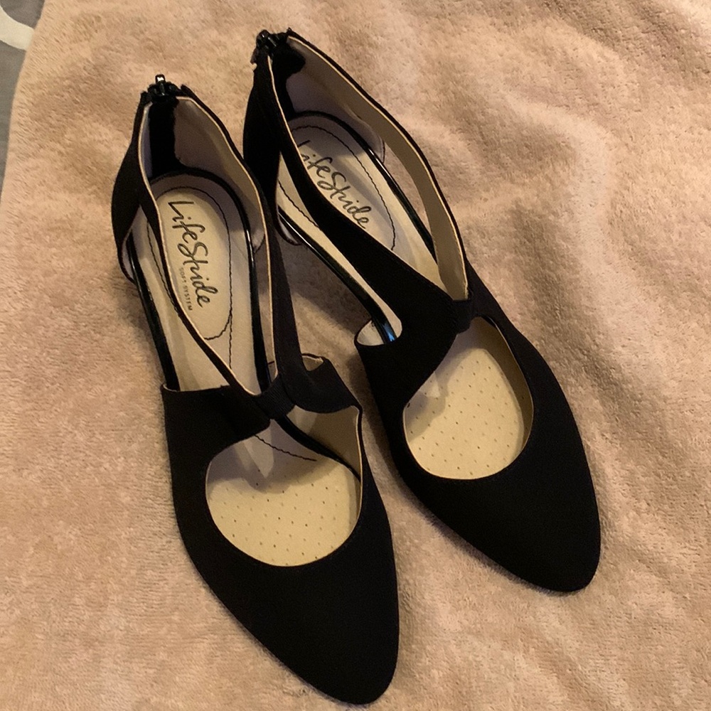 Life Stride women’s black shoes